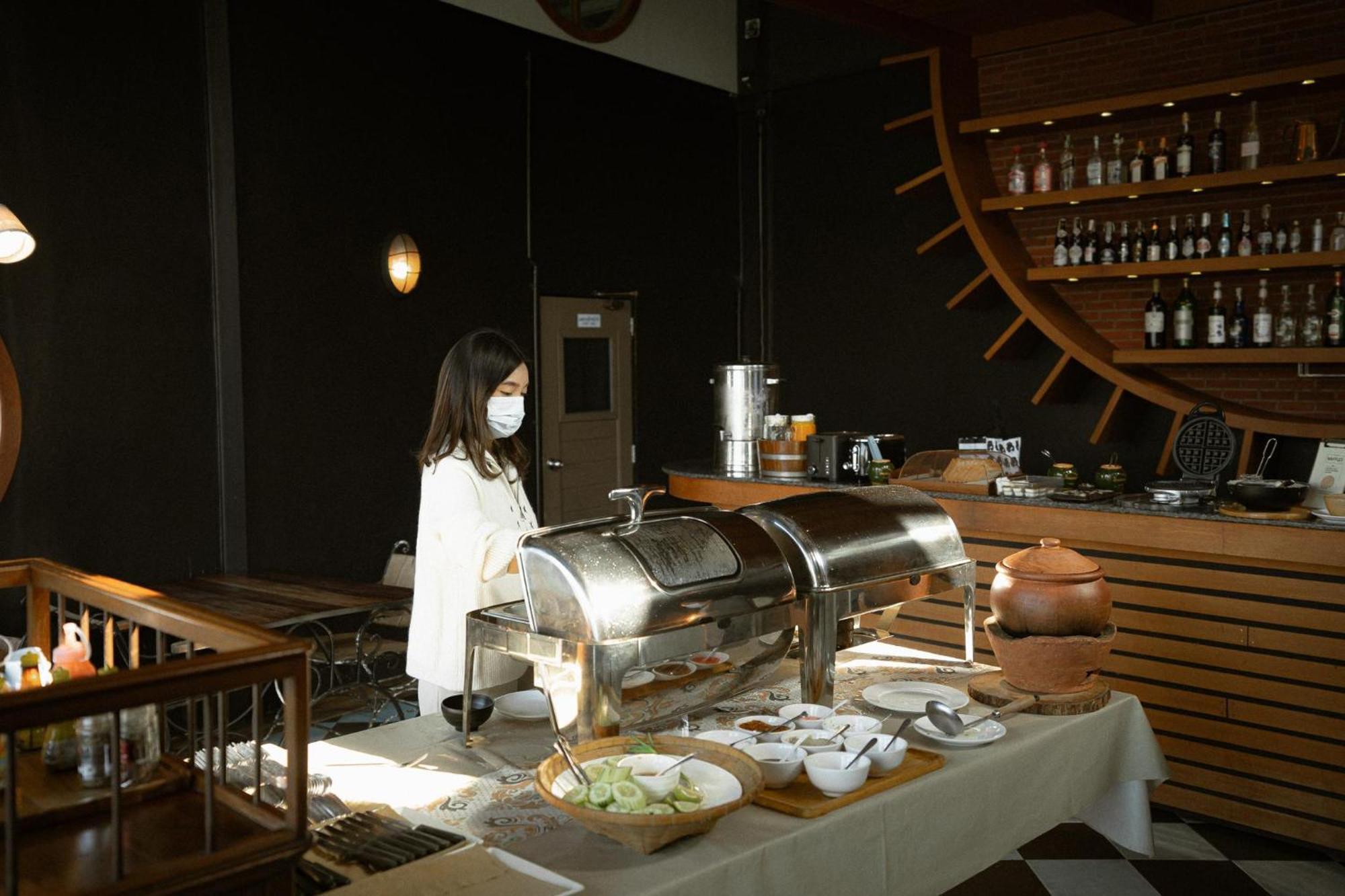 Ratchaburi 茵拉亚拉查布里旅馆酒店 外观 照片