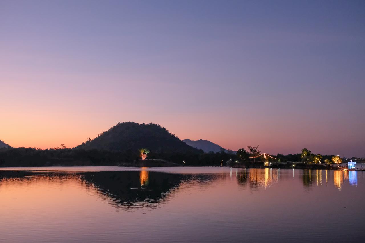 Ratchaburi 茵拉亚拉查布里旅馆酒店 外观 照片